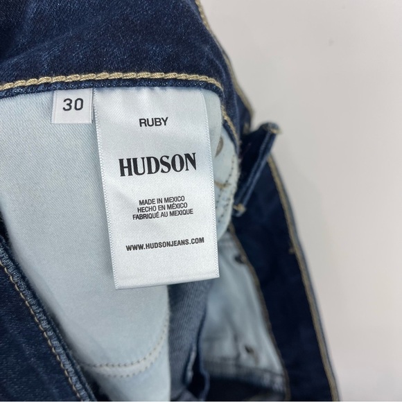 Hudson Jeans Ruby Cuffed Jean Shorts Dark Wash Denim Flap Pockets Size 30 - Picture 6 of 7